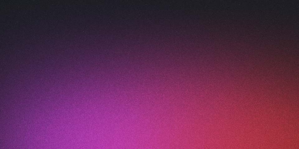 Estudante programando no notebook